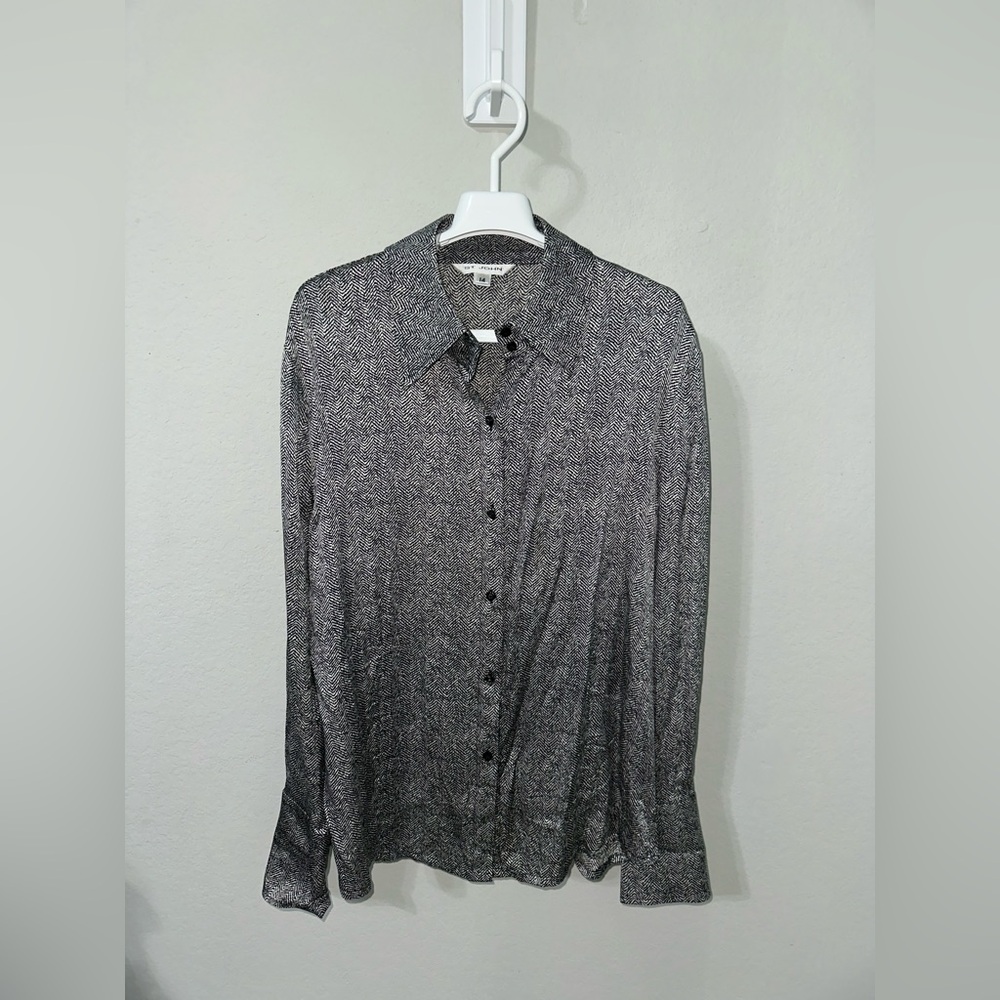 St.John Silk Blouse Sz‎ 14 - Picture 2 of 9